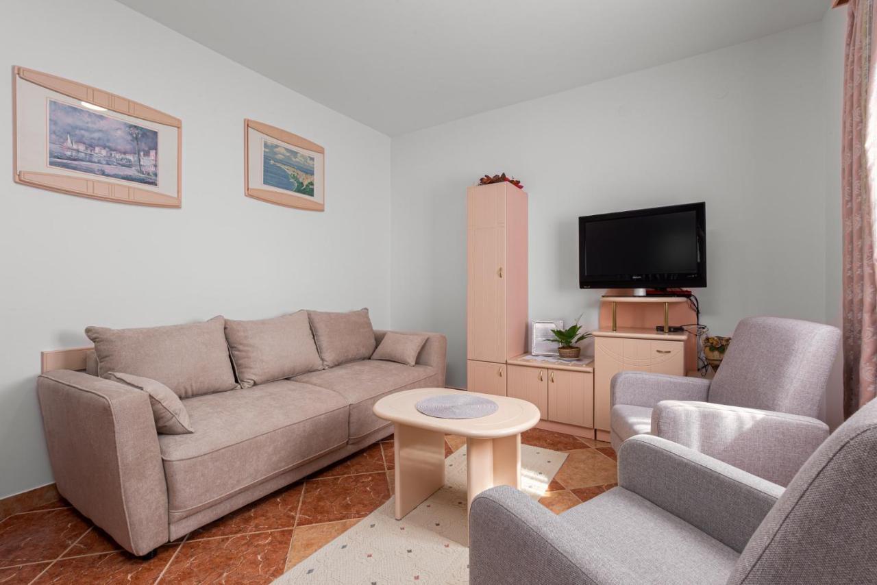 Ferienwohnung Gloria Poreč Exterior foto